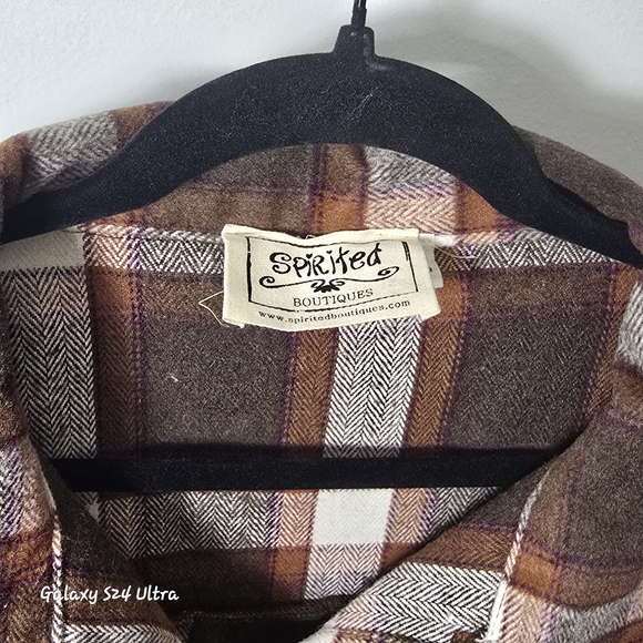 Plaid Button-Up Women's Jacket - Picture 5 of 8